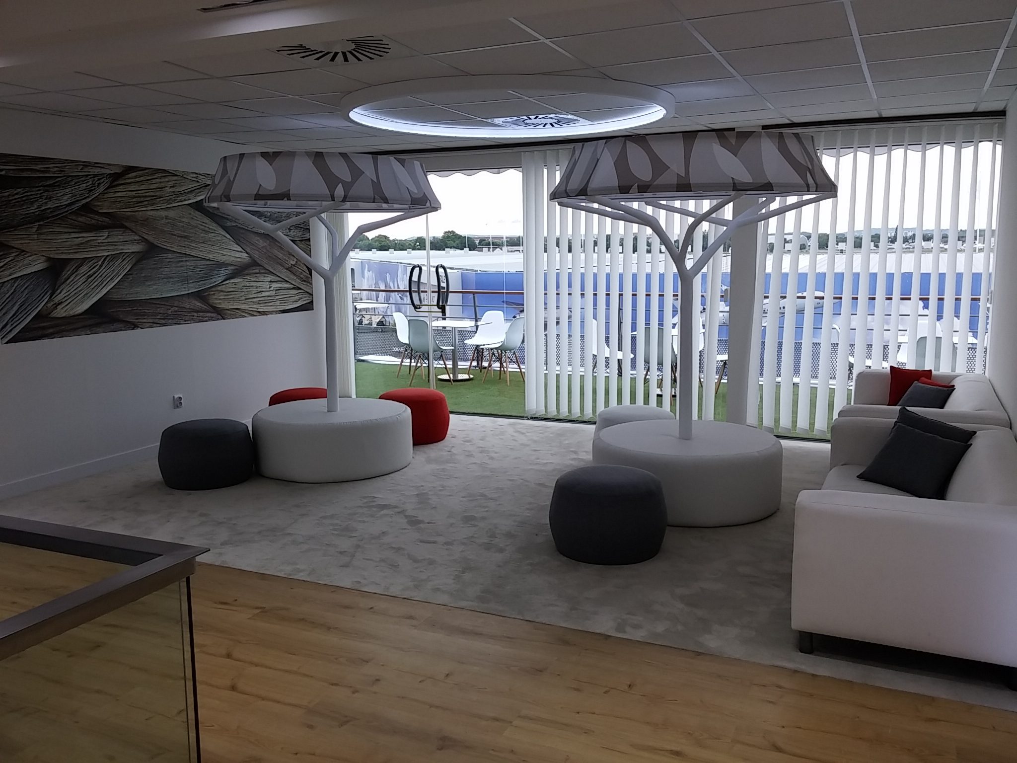 מרפסת קומה שנייה