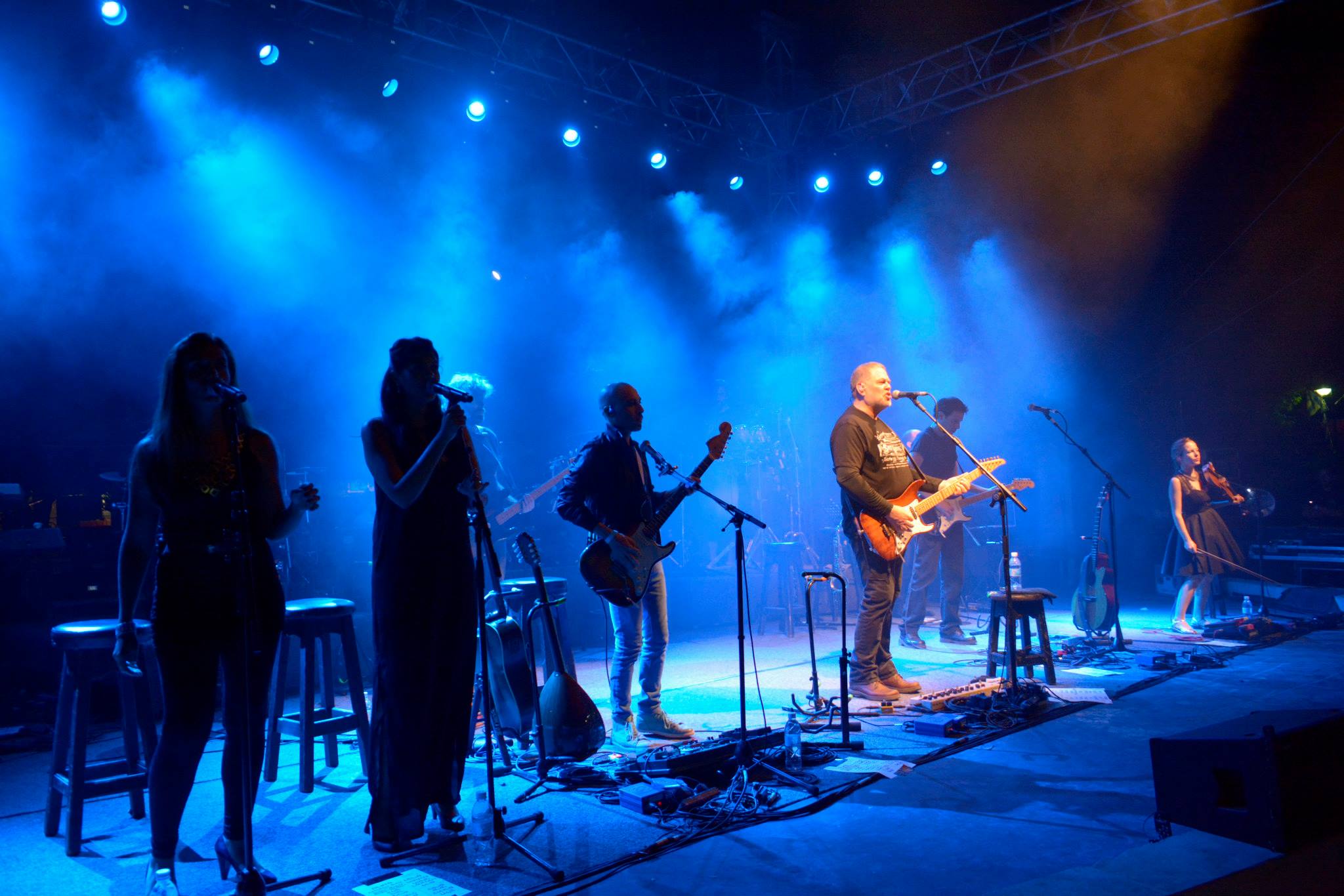 11741282_710719592404760_6134033456231279214_o