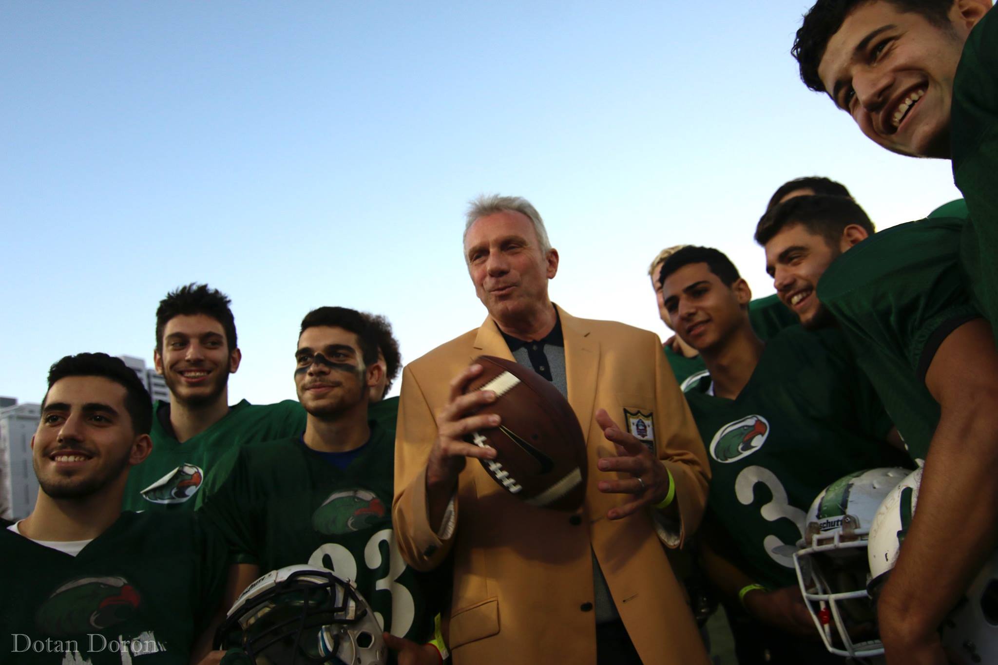 19095628_1106588279446101_4499452428965361136_o