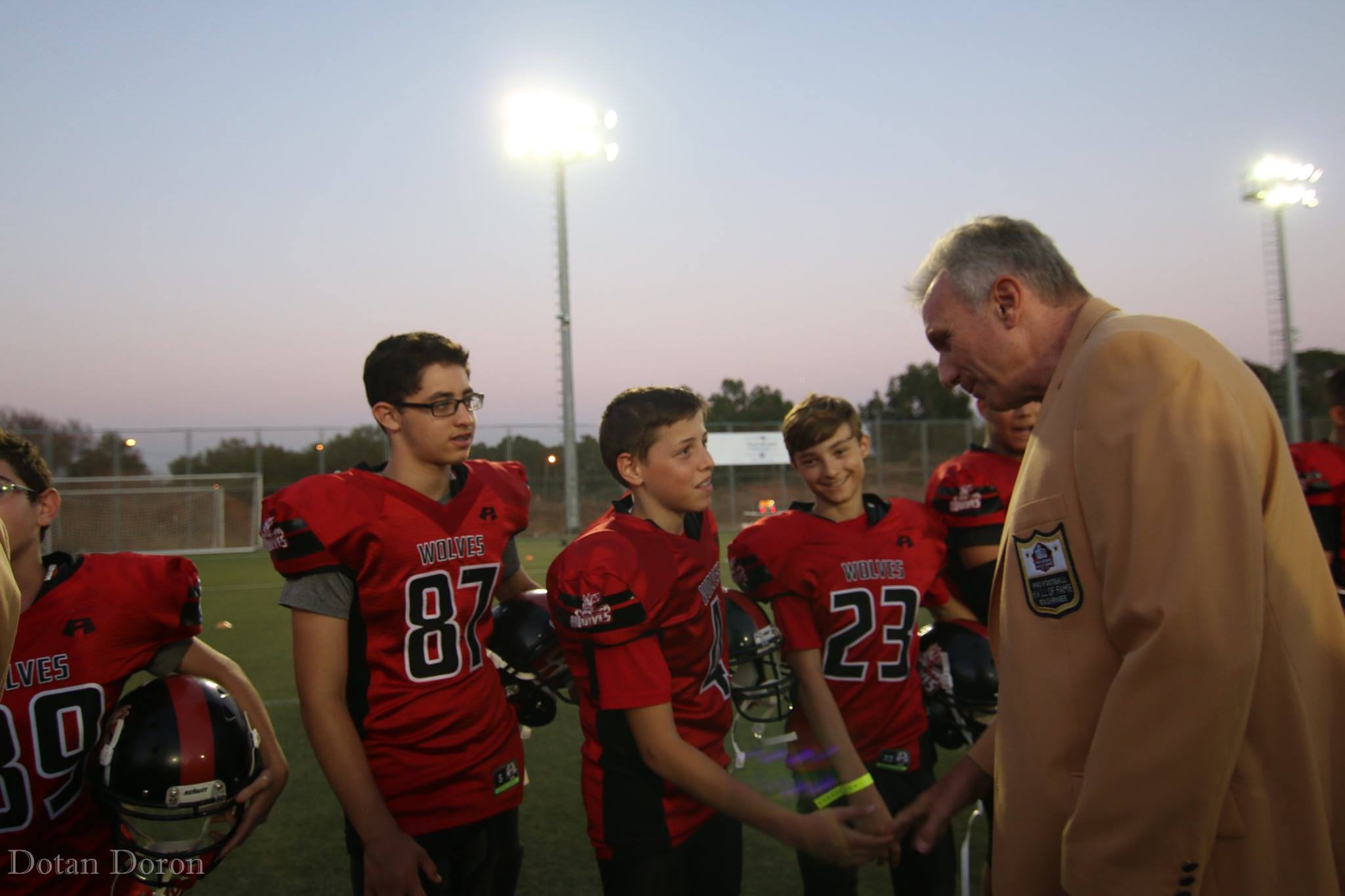 19221738_1106588339446095_2361801691845319325_o